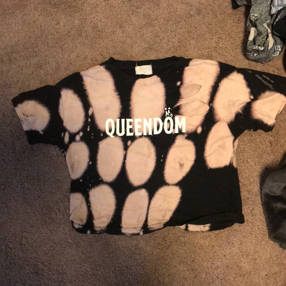 Bleached shirt
